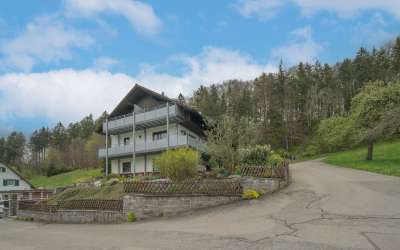 Très chic: der romantische und idyllische Platz im Schwarzwald mit Aussicht